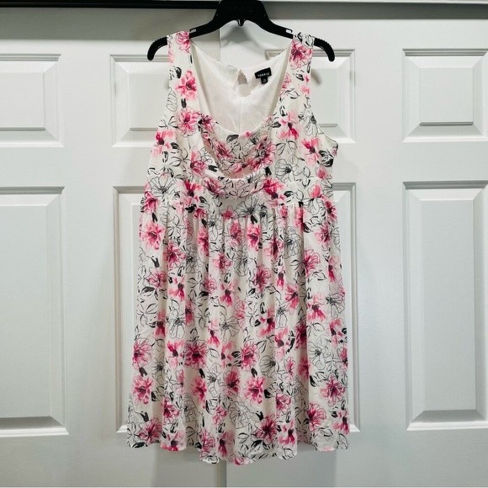 Torrid Pink Floral Dress Size 16